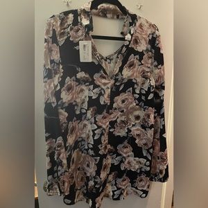 Long sleeve blouse size Large